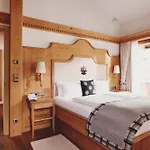 Burg 5*