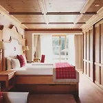 Hotel Burg 5*