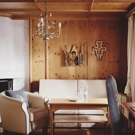 Burg Hotel 5*