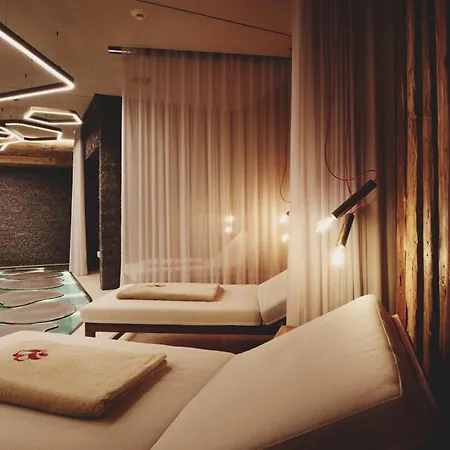 Burg Hotel 5*