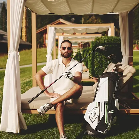 Burg Oberlech Hotel 4*